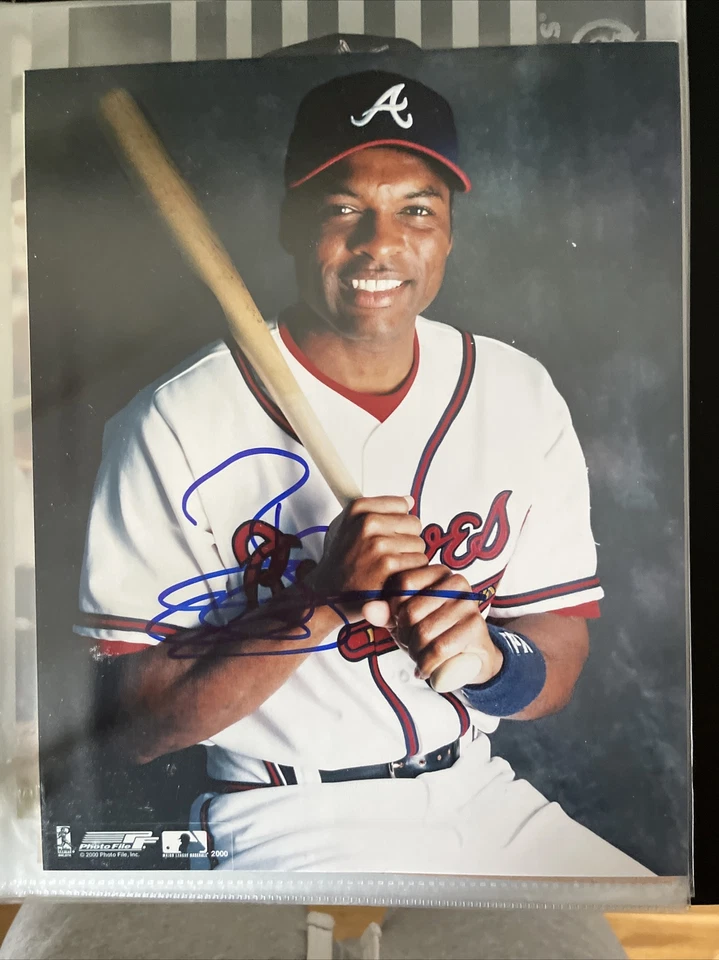 REGGIE SANDERS AUTOGRAPHED SIGNED AUTO BASEBALL PHOTO 8x10 - Image 1 of 1