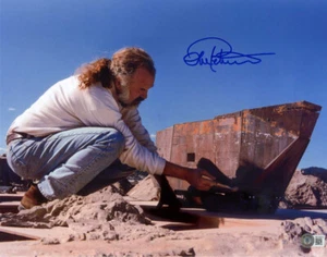 LORNE PETERSON SIGNED 11x14 PHOTO ILM SPECIAL EFFECTS GURU STAR WARS BECKETT BAS - Picture 1 of 3