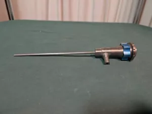 Dyonics 3626 Video Arthroscope - Picture 1 of 2