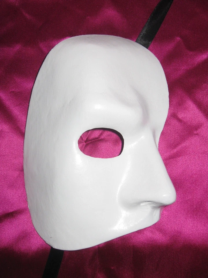VENETIAN PHANTOM OF  THE OPERA MASK/CARNIVAL MASKS - Image 1 of 2