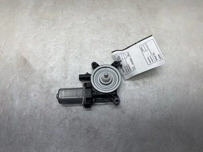 16-24 CHEVROLET MALIBU LEFT REAR SIDE WINDOW REGULATOR MOTOR OEM 84091143 - Image 1 of 4