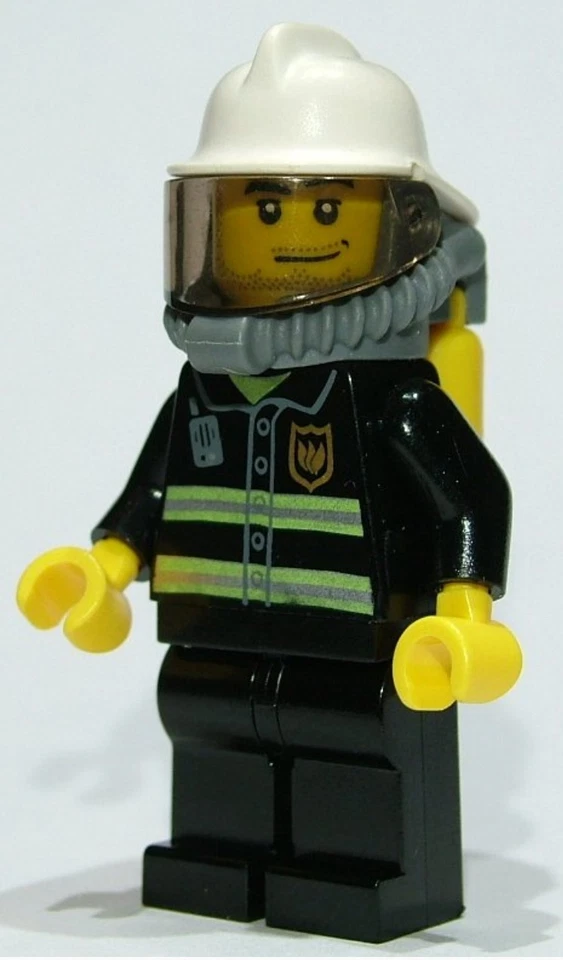 LEGO MINIFIGURE CITY FIRE FIGHTER USED CTY0891!! - Image 1 of 1