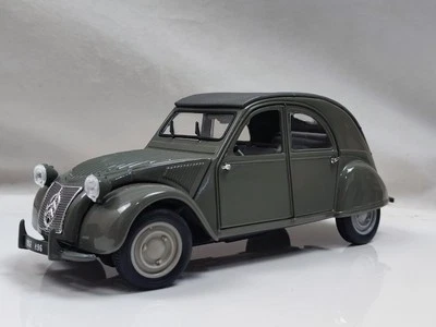 Maisto 1/18 1952 Citroen 2cv Classic Model Car  — 第 1/4 张图片