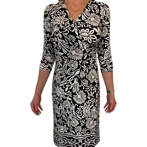 Floral Print Black and White Dress, 3/4 Sleeve, Elegant Pattern - Picture 1 of 10
