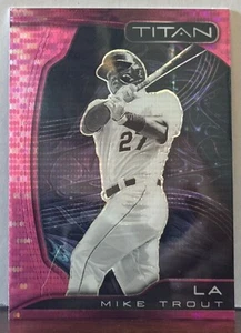 Panini Chronicles Titan Pink Prizm #20 2022 Mike Trout M32 - Imagen 1 de 1