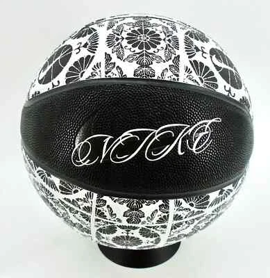 Bola de basquete Nike Premium Energy 8P 7 29,5" preta/antracite/vela - Imagem 1 de 4