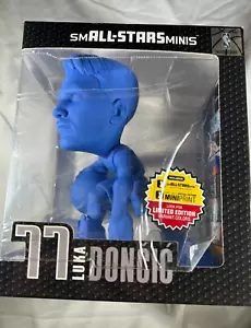 Figura Minis Estrellas Pequeñas NBA Luka Doncic #77 Variante Azul 6" Persecución Limitada Nueva - Imagen 1 de 12
