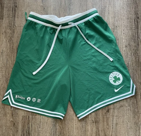 Nike Mens NBA Boston Celtics Game Day Basketball Shorts Green Sz 2XL DH9167-312 Cover