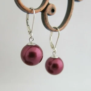 Ohrringe Ohrhänger in Rotwein Fuchsia aus MuschelkernPerlen Rund 12mm Brisuren - Bild 1 von 5