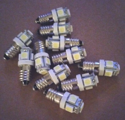 ✅ 10 x 12v E10 MES LED 5 SMD SCREW FIT Land Rover MGB Triumph Morris Jaguar Mini - Image 1 of 4
