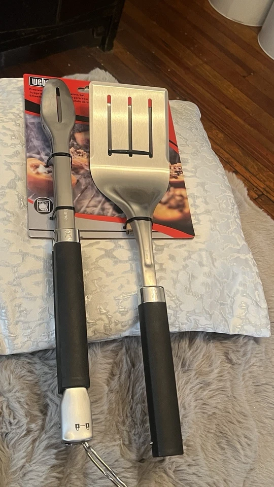 Weber Precision Tongs & Spatula Set Model# 6771 New In Package - Image 1 of 1