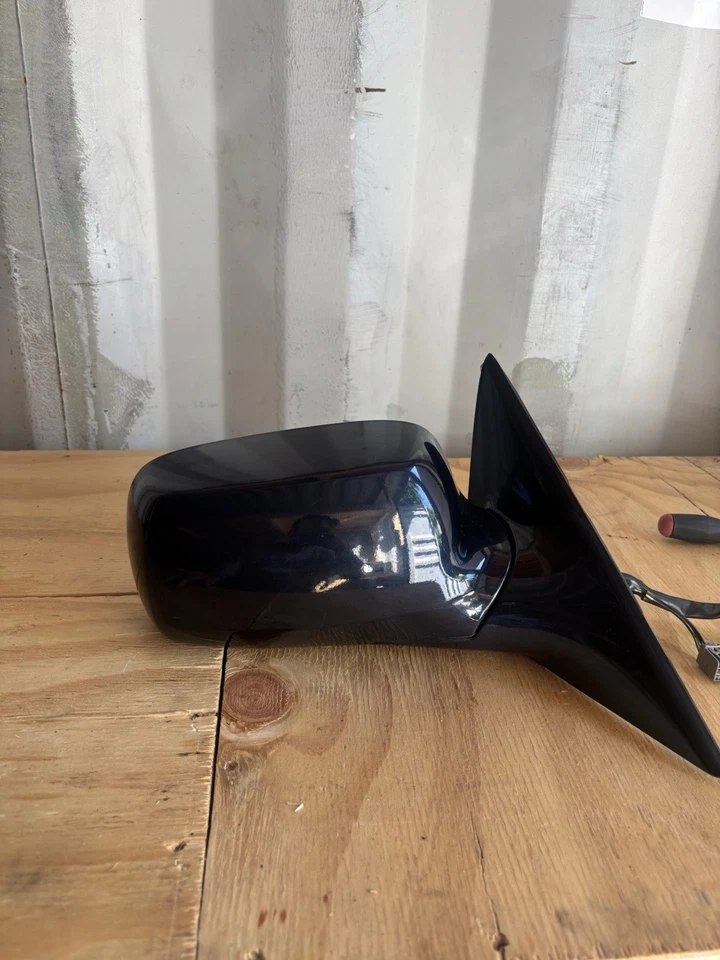 Espejo retrovisor lateral derecho pasajero Cadillac DTS 2006-2008 señal de giro chip azul Foto 1 de 4