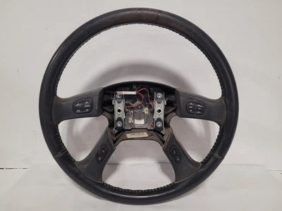 Volante usado se adapta a: Chevrolet Silverado 1500 2006 camioneta grado A Foto 1 de 4