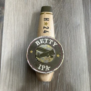 Hangar 24 Chocolate Porter Airplane Propeller Tap Handle Knob Betty Ipa - Picture 1 of 6
