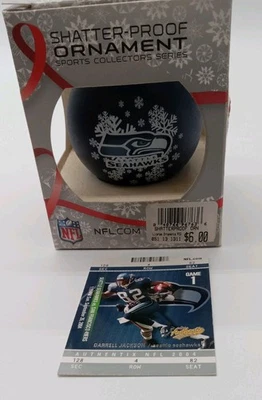 Adorno de Navidad Seattle Seahawks con tarjeta en el interior Foto 1 de 4