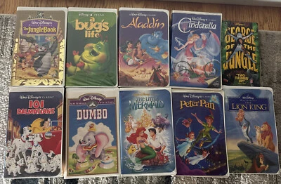 10 Walt Disney VHS The Lion King, Aladdin, Cinderella, 101 Dalmatians & more Foto 1 de 4