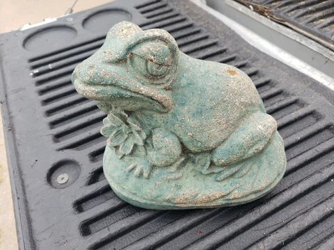 Vtg Cement Concrete Garden Green Frog 10 inch Flowers Buggy Eye Cover