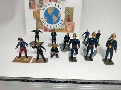 PMPB6-0284 lot 11 figurines sapeurs pompiers 9 plomb 2 plastique mignot starlux - Photo 1/2