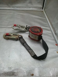 Miller Scorpion Personal Fall Limiter 2004 Herstellungsdatum PFL-7/9 ft - Bild 1 von 5