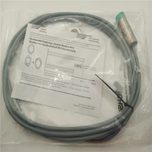 NBN8-18GM50-E3 For Pepperl + Fuchs Proximity Switch Sensor PNP - Picture 1 of 3