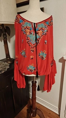 Top Free people Rojo Boho Manga Ángel Bordado Talla Grande Rojo Foto 1 de 4