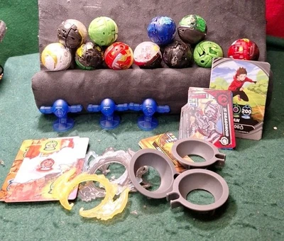 Bakugan, Combine & Brawl Lote De 48, 11 Figuras, 37 Accesorios, Lote #1i Foto 1 de 4