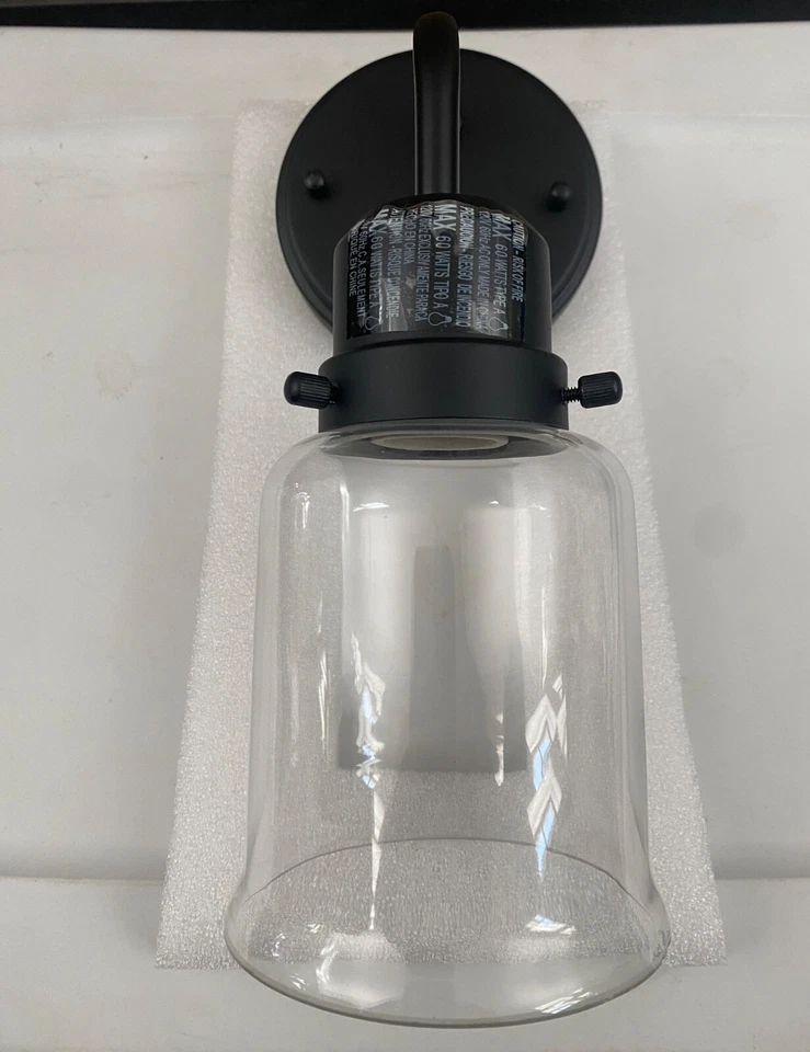 Бра настенное Hampton Bay Timphaven 1 лампа матовое черное - Изображение 1 из 3