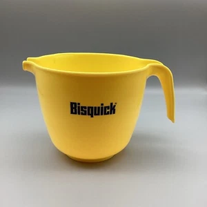 Bisquick Mix Yellow Pouring Bowl - Picture 1 of 6