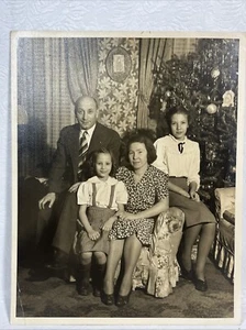 Foto vintage de Navidad familiar  - Imagen 1 de 5