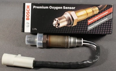 Bosch OEM Oxygen Sensor 15716 - New in Box - Image 1 of 2