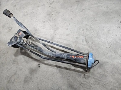 Dodge Ram 5500 2019 usado DEF cuello de llenado de combustible enviado desde Los Ángeles  Foto 1 de 4