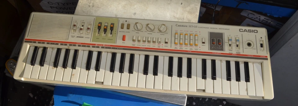 Casio Casiotone MT-65 клавиатуры электронный проверенные запчасти или ремонт - Изображение 1 из 4