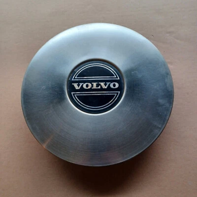 Tapa central Volvo 740 760 1985-1990 parte # 70157, 9 5/8" diámetro, logo negro 01 Foto 1 de 3