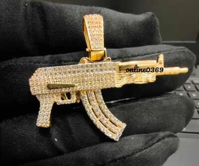 Colgante para hombre AK - 47 pistola enchapado en oro amarillo de 14 k natural Foto 1 de 4