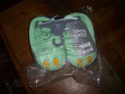 Sapatos fantasia Grogu Disney Store para bebê verde Star Wars novo com etiquetas 6/12M ou 18/24M - Imagem 1 de 4