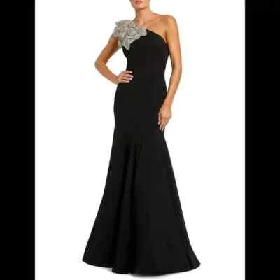NEW, Mac Duggal Seamed Crepe One-Shoulder Gown in Black Sz 4 #WD381 - Image 1 of 4