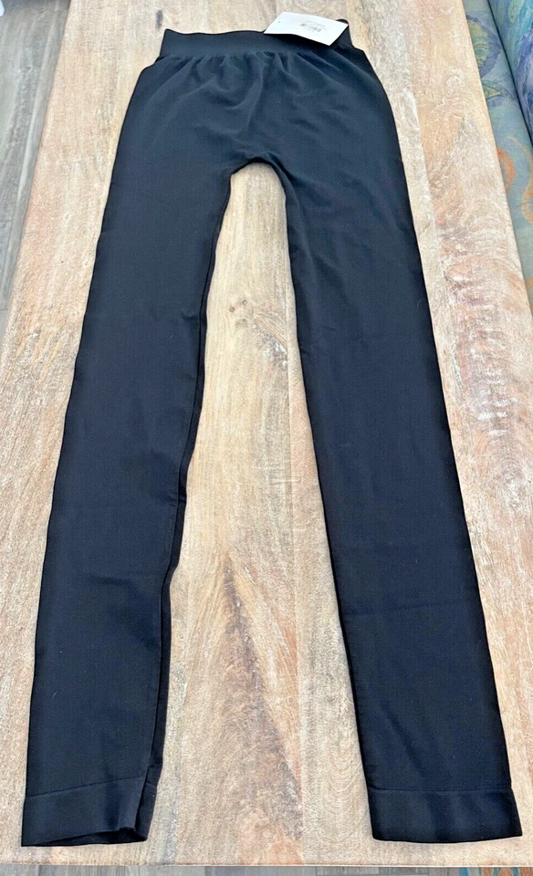 Nikibiki Leggings Tobillo Negro O/s Nuevo con Etiqueta $28 Foto 1 de 1