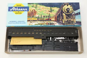 HO Athearn Blue Box 1856 Standard Passenger Coach Santa Fe ATSF Clerestor Kit - Picture 1 of 7