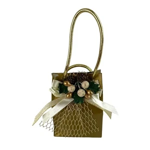 Vintage Christmas Themed Gold Gift Bag Music Box Plays Wish You Merry Christmas - Picture 1 of 9