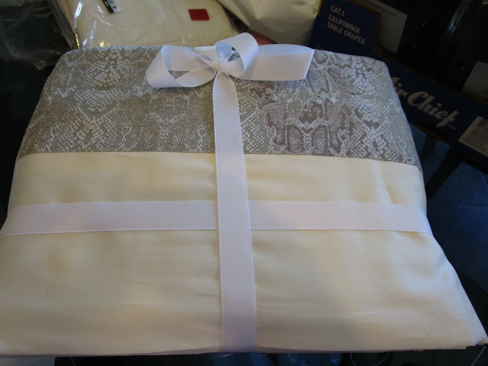 Williams Sonoma Juego de Sábanas Jacquard Piel de Serpiente Cal California King Gris Nuevo con Etiqueta Foto 1 de 1