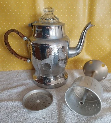 Percolador de café con estufa “Victory Ware” vintage Leeds Metal Spinning Co Foto 1 de 4