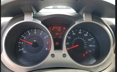 2014-2015 Juke OE Speedometer Gauge Cluster 107K Miles Nissan - Image 1 of 4