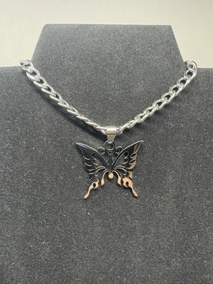 PINGENTE DE BORBOLETA DE AÇO INOXIDÁVEL - Imagem 1 de 2