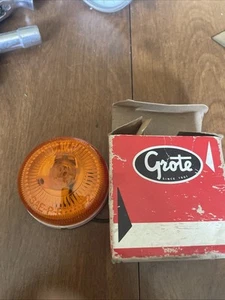 Grote 267 2.5 Inch Amber Clearance Marker Light Lense45413 - Picture 1 of 5