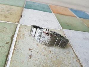 Cartier Santos Damenuhr Quarz Silber 23mm 127233777 - Bild 1 von 8