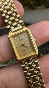 Vintage Seiko V401-5121 RQ Yellow Gold Tone Petite Tank Working New Battery - Bild 1 von 8