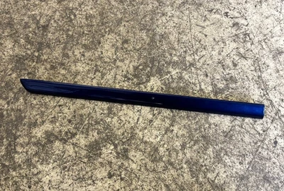 Zierleiste hinten rechts Audi A3 S3 8L LZ5K SANTORINIBLAU Leiste Seitenteil - Изображение 1 из 4