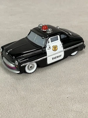 Juguete de metal fundido a presión Sheriff de Disney Pixar Cars  Foto 1 de 4