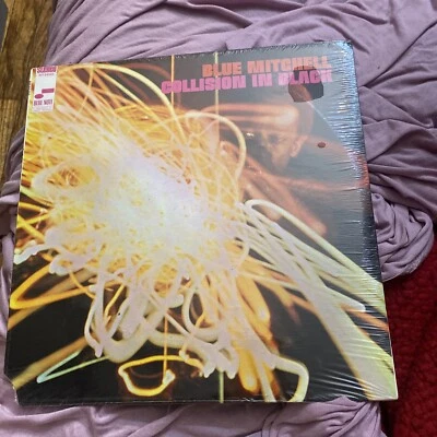 BLUE MITCHELL “COLLISION IN BLACK” BLUE NOTE BST 84300 STEREO LIBERTY SEALED - Image 1 of 3