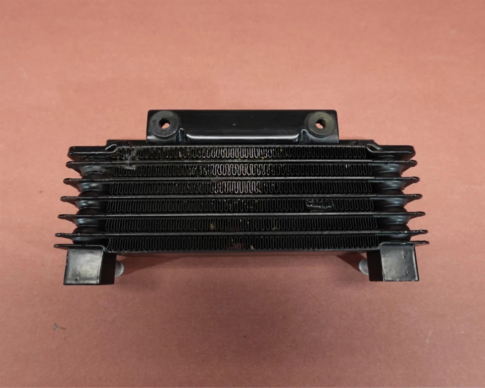 МАСЛЯНЫЙ ОХЛАДИТЕЛЬ 2007-2012 Harley Davidson FLHTCU Electra Glide Ultra Classic - Изображение 1 из 4